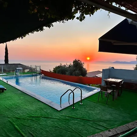 Villa Infinity
